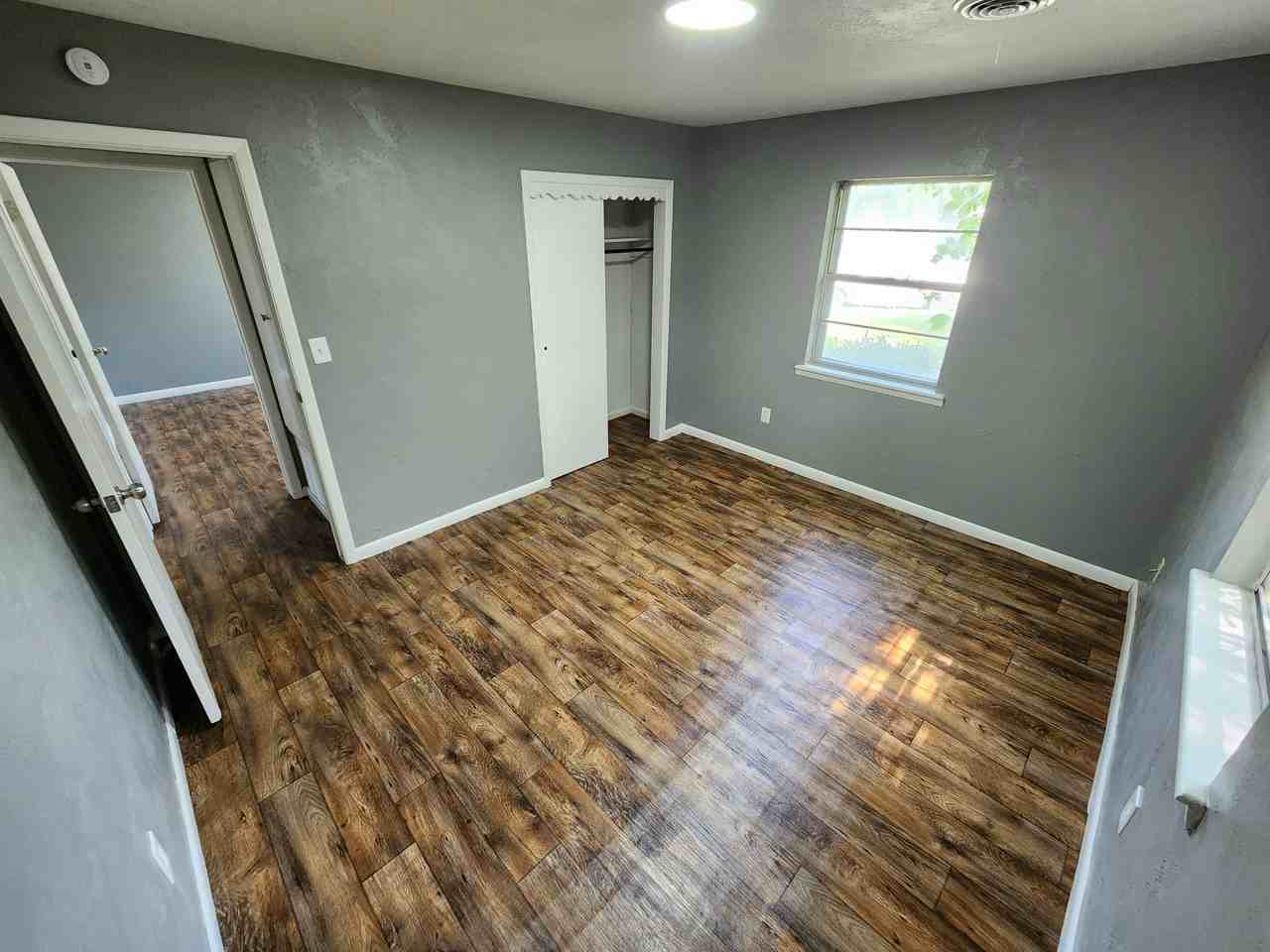 1509 E Nancy St #1 - Photo 4 of 10