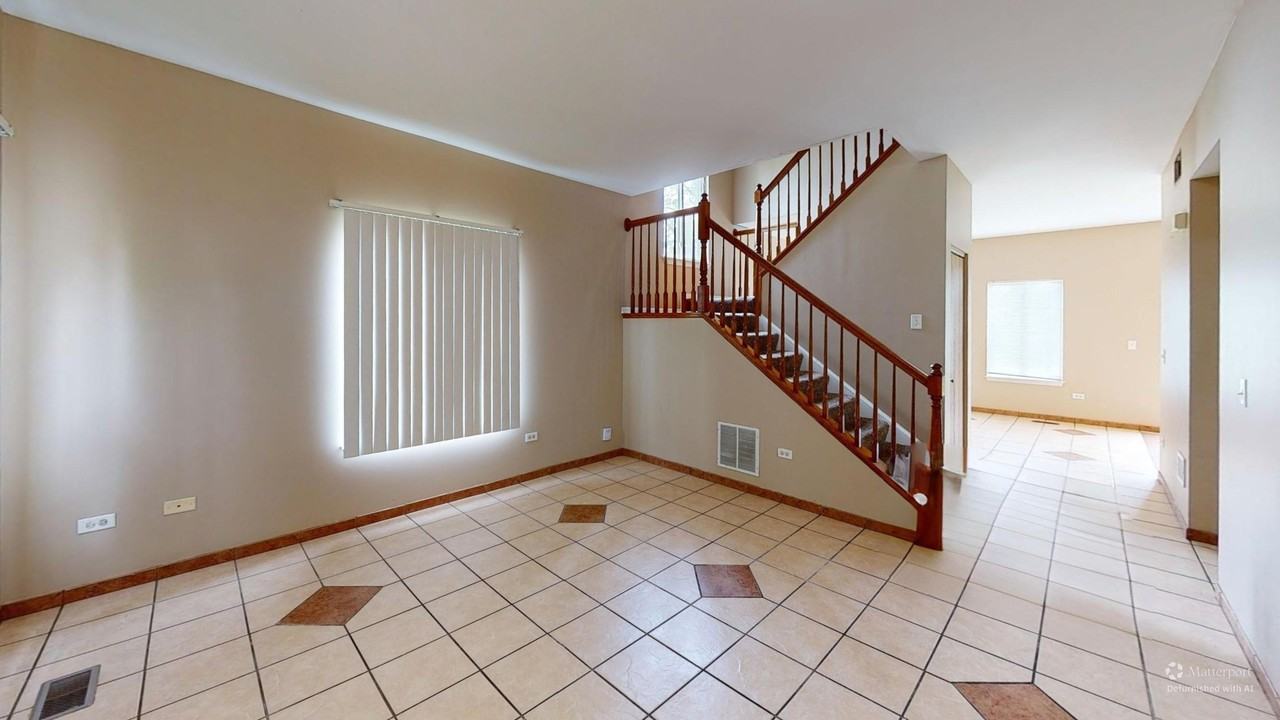 1537 / 406 Alyssa Street - 1 #1 - Photo 2 of 12