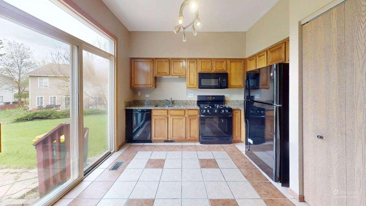 1537 / 406 Alyssa Street - 1 #1 - Photo 3 of 12