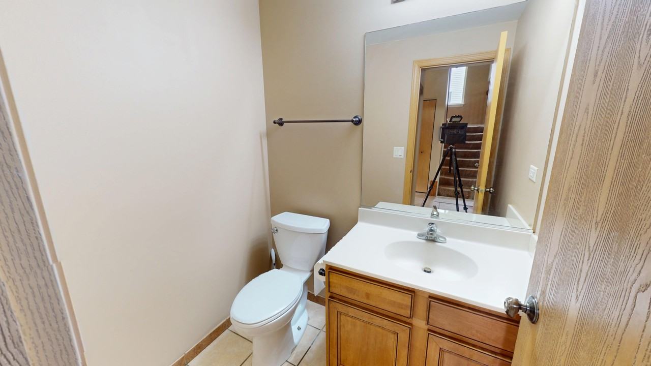 1537 / 406 Alyssa Street - 1 #1 - Photo 4 of 12