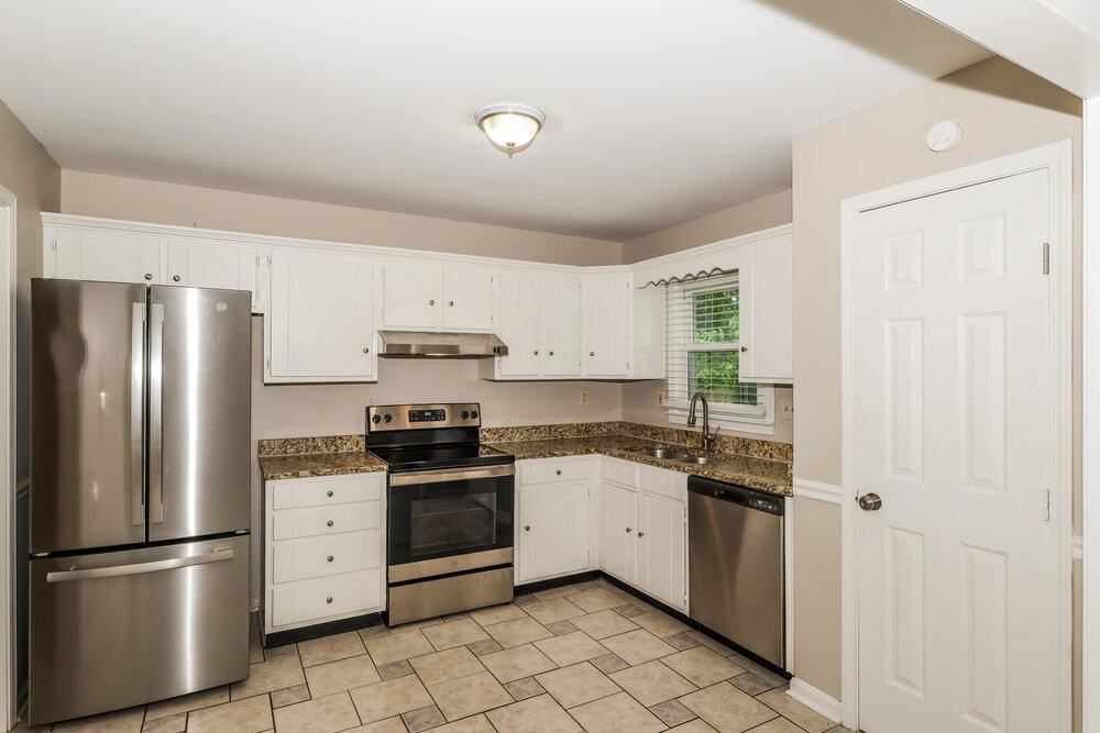 7017 Field View Ct - Photo 6 of 17