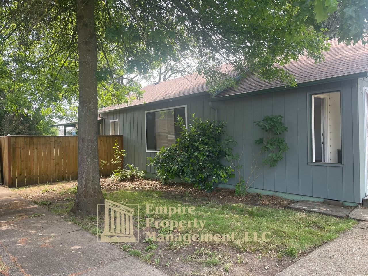4950 Barger Dr #1 - Photo 3 of 18