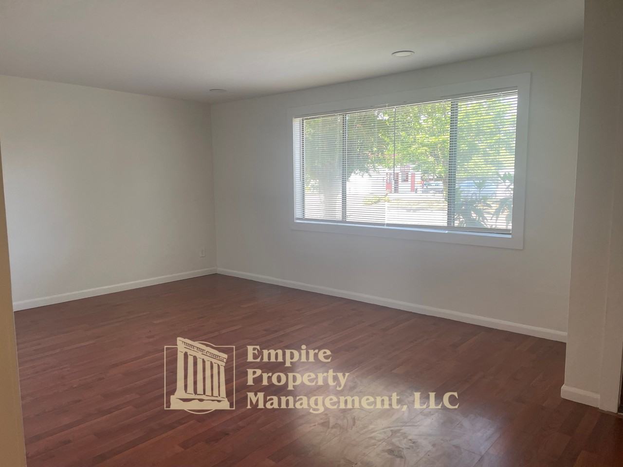 4950 Barger Dr #1 - Photo 6 of 18