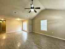 388 Creek St #B - Photo 3 of 9