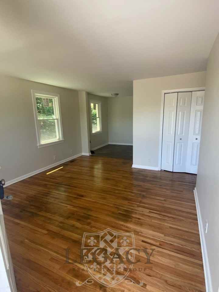 2316 Woodridge Dr #1 - Photo 5 of 14