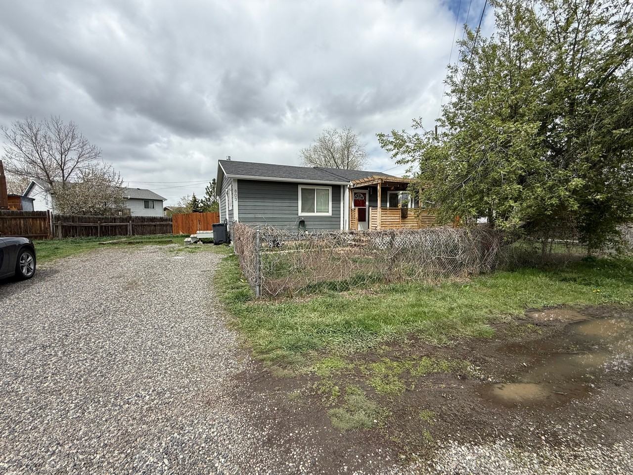 803 Oregon St #B - Photo 2 of 35