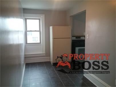 802 Pine St #1 - Photo 7 of 8