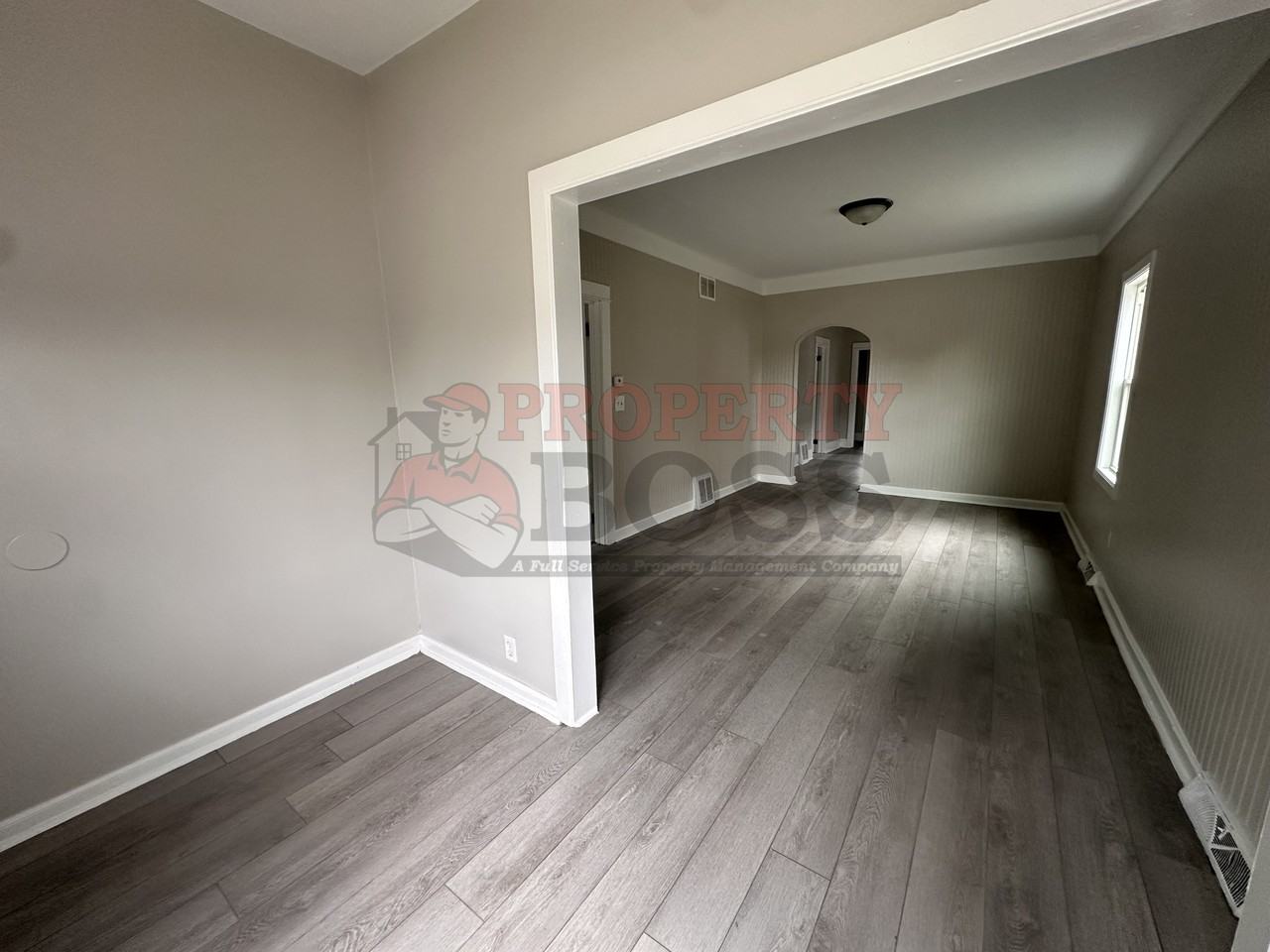 840 W 19th Ave #1 - Photo 3 of 11