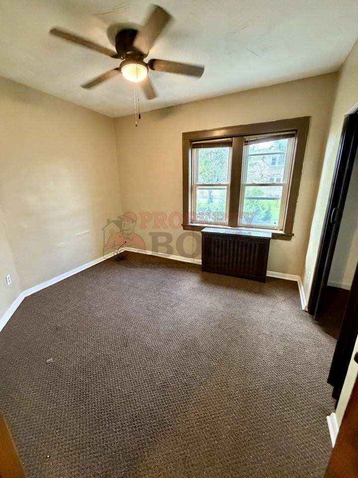 1412 Connecticut St #1 - Photo 4 of 7