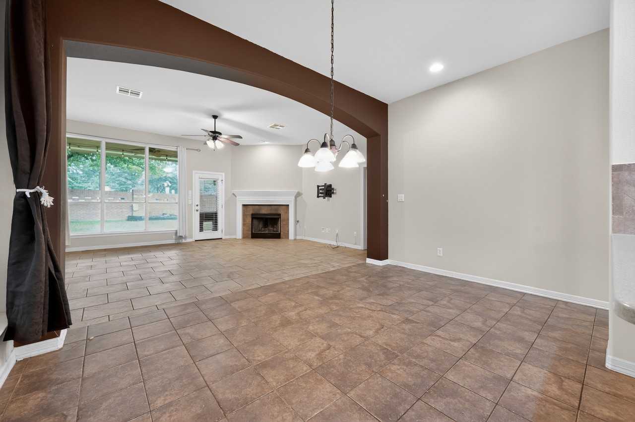 4308 Park Vista Trl #1 - Photo 6 of 50