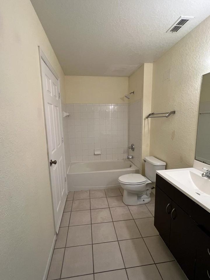 13025 Mulberry Park Dr #1