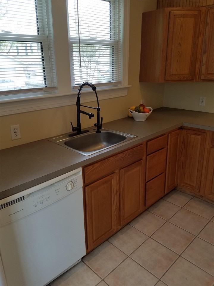 420 Ash St #1 - Photo 2 of 25