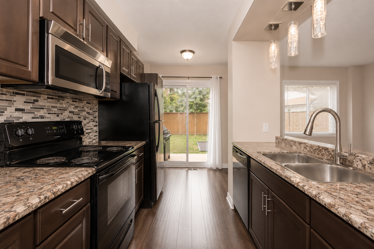 20 Stewart Maclaren Road - Photo 2 of 12