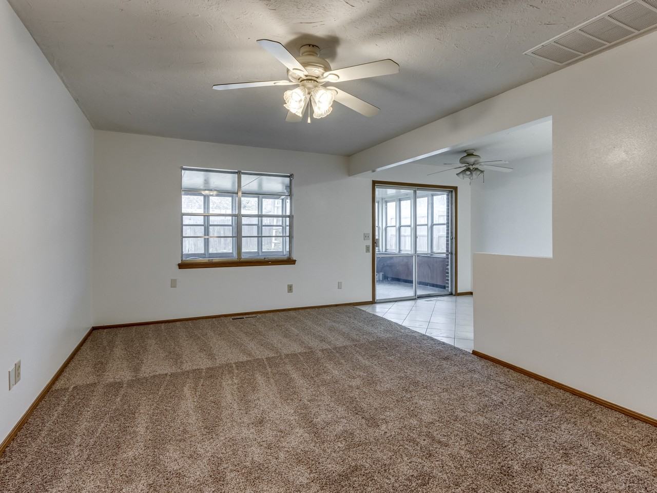 7109 Nw 6th St #1 - Photo 7 of 39