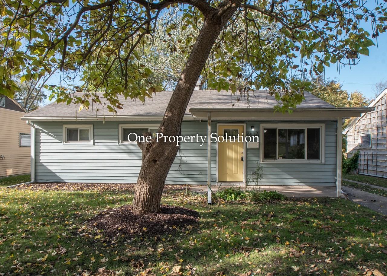 2612 Marshalltown Dr #1 - Photo 2 of 24