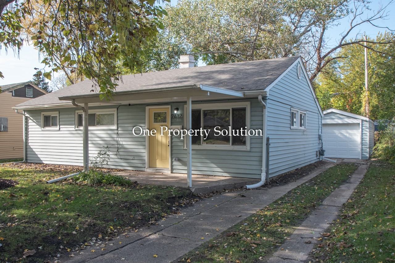 2612 Marshalltown Dr #1 - Photo 3 of 24