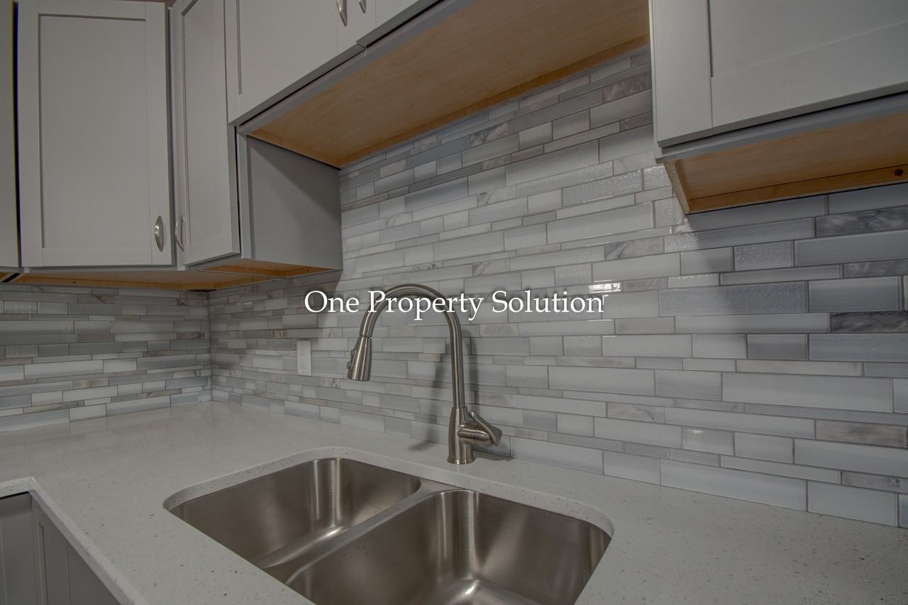 2612 Marshalltown Dr #1 - Photo 5 of 24
