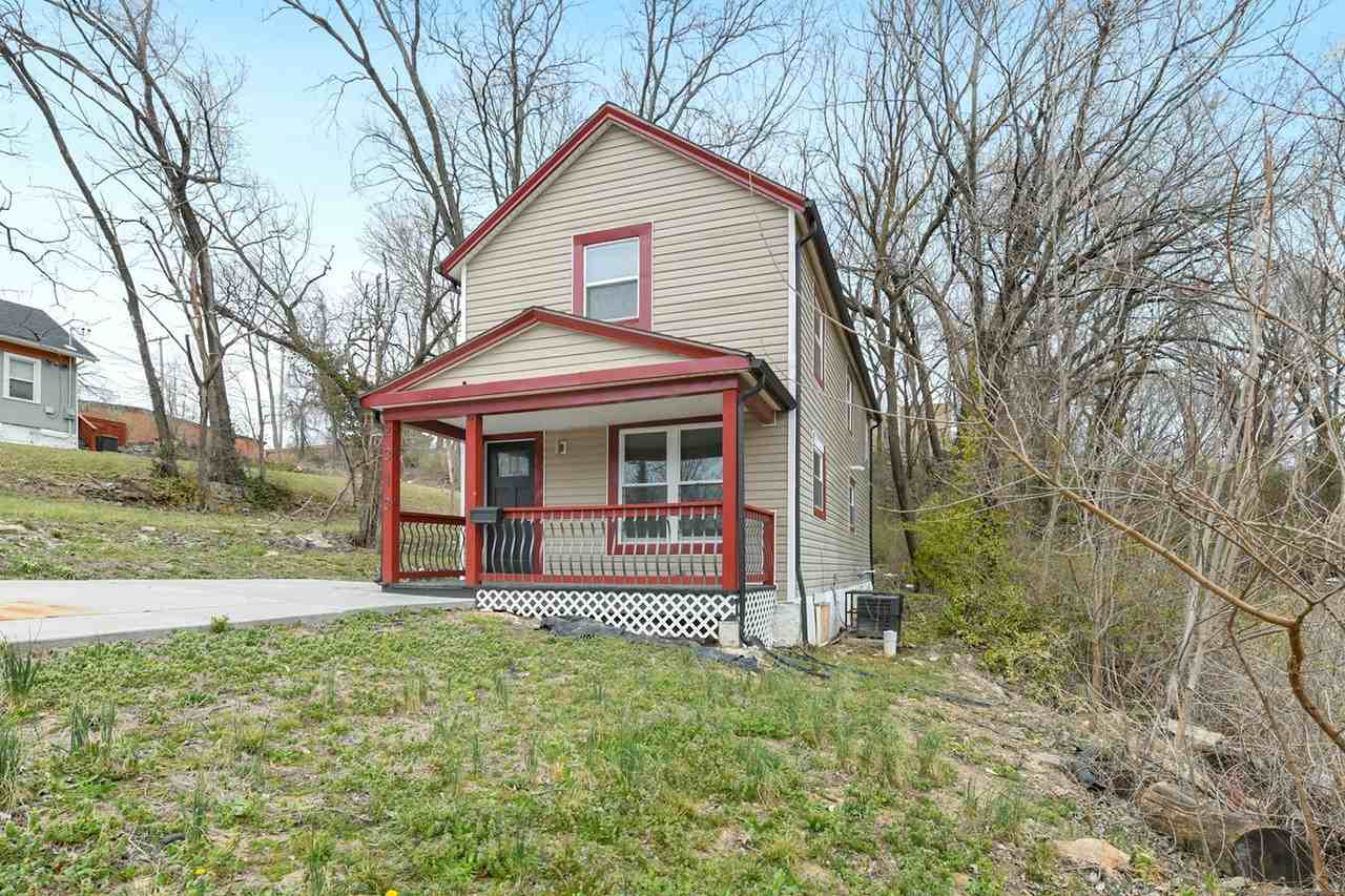 2313 Michigan Ave - Photo 3 of 30