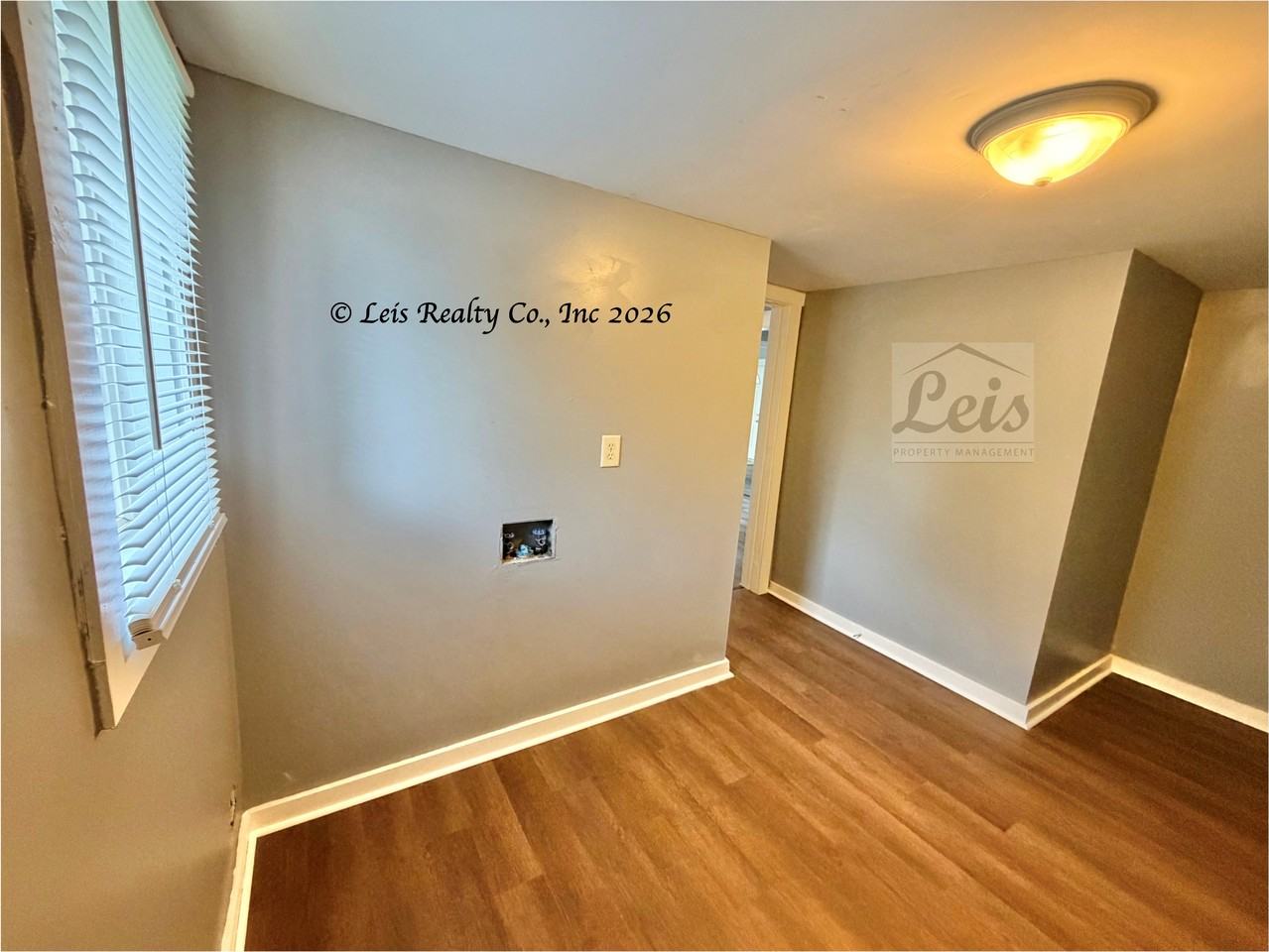 300 E Orchard St #1 - Photo 7 of 19