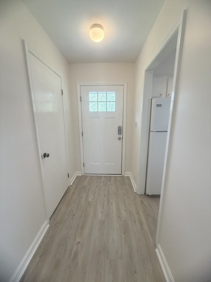6576 Pebble Beach Cres #1 - Photo 5 of 33
