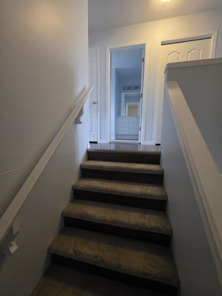 445 Bayfield Cres #137 - Photo 7 of 17
