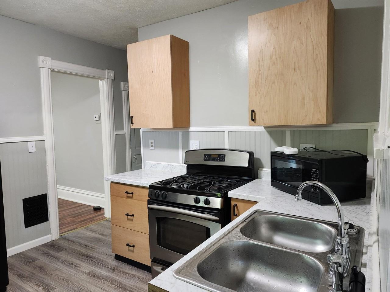 1504 15th Street1st Floor #1stFL - Photo 2 of 9