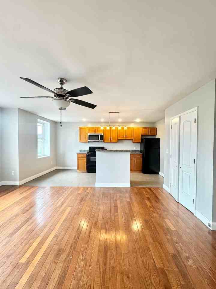 5700 Ogontz Ave. - Photo 3 of 22