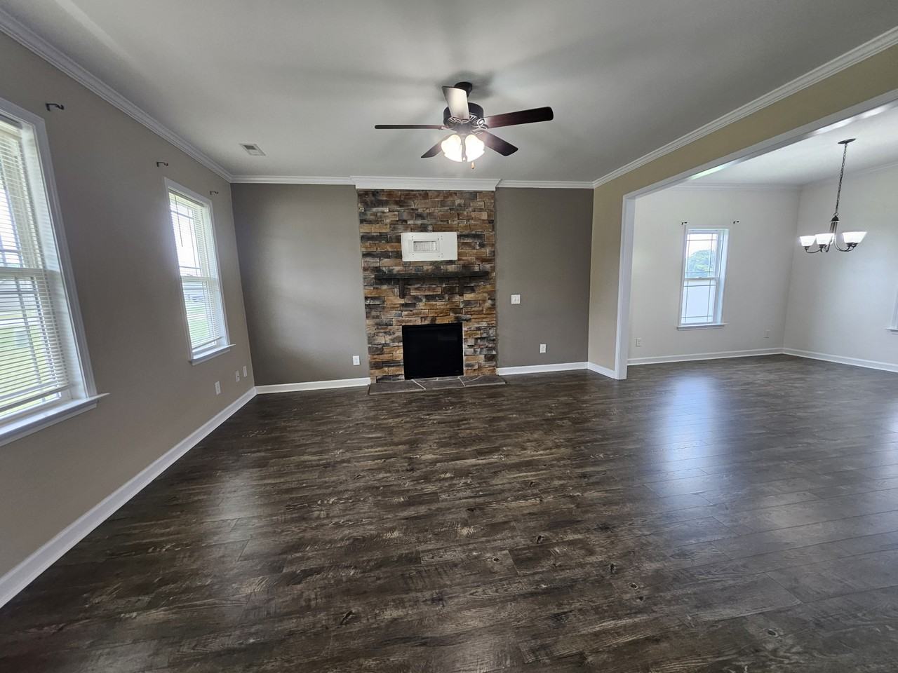303 Weeping Willow Dr #1 - Photo 4 of 45