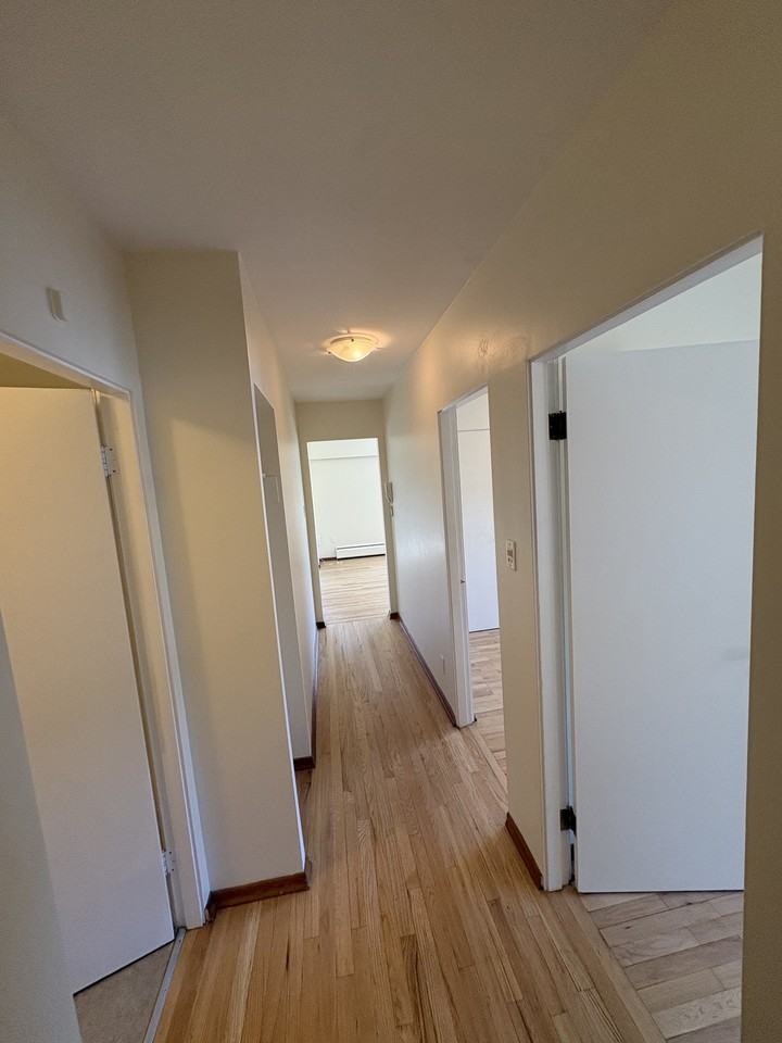 2150 Cadboro Bay Rd #32 - Photo 2 of 17