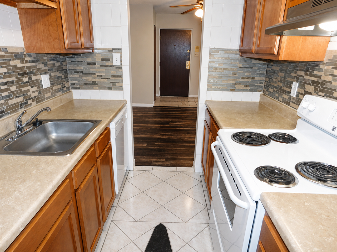 7168 BAPTIST ROADAPT 302 #302 - Photo 3 of 7