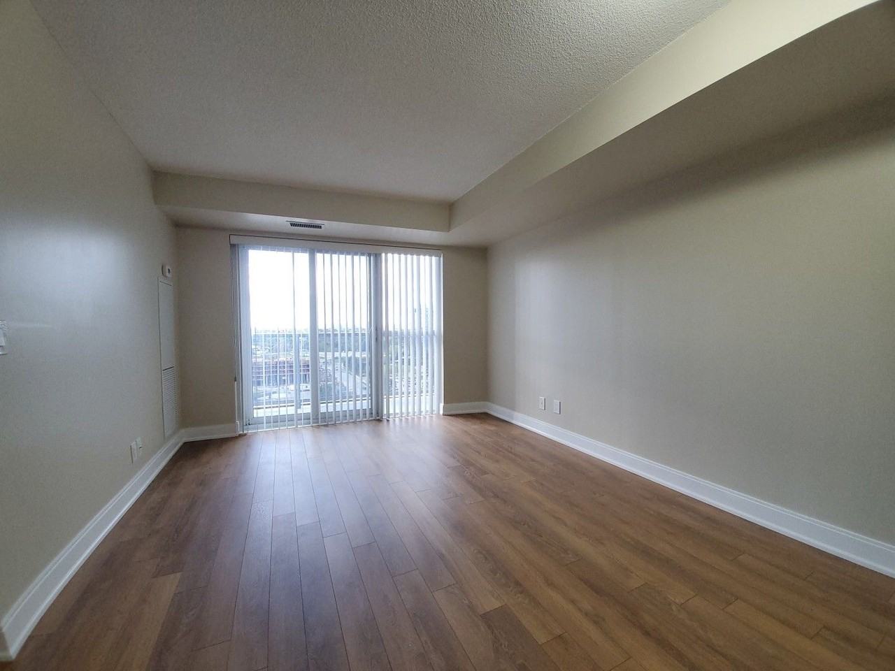 135 Condo Tower B #1421 - Photo 5 of 18