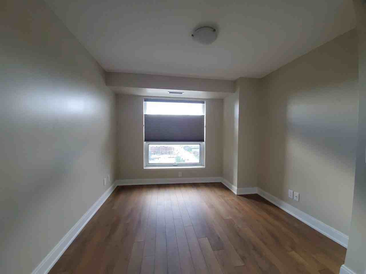 135 Condo Tower B #1421 - Photo 6 of 18