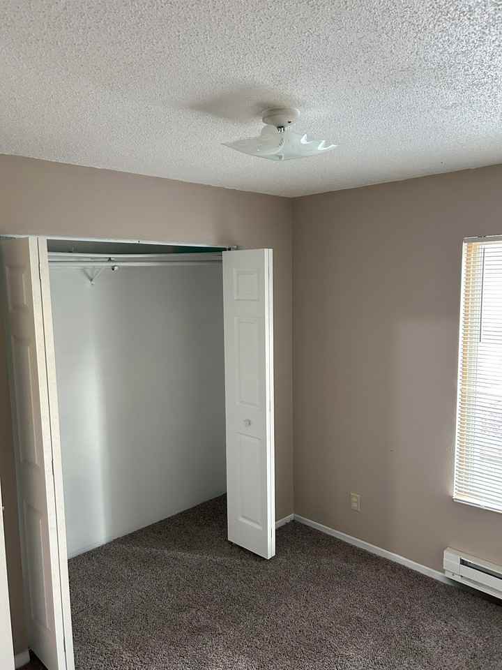 311 HighwaySt., #15 - Photo 4 of 9