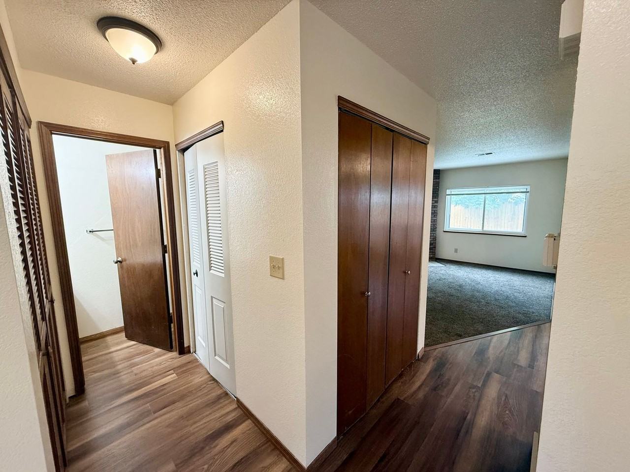 5809 18th St - Photo 5 of 35