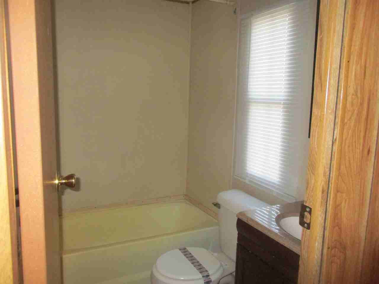 413 Debby St #1 - Photo 6 of 19