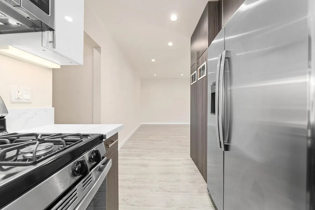 9588 West Olympic Boulevard #5 - Photo 6 of 27