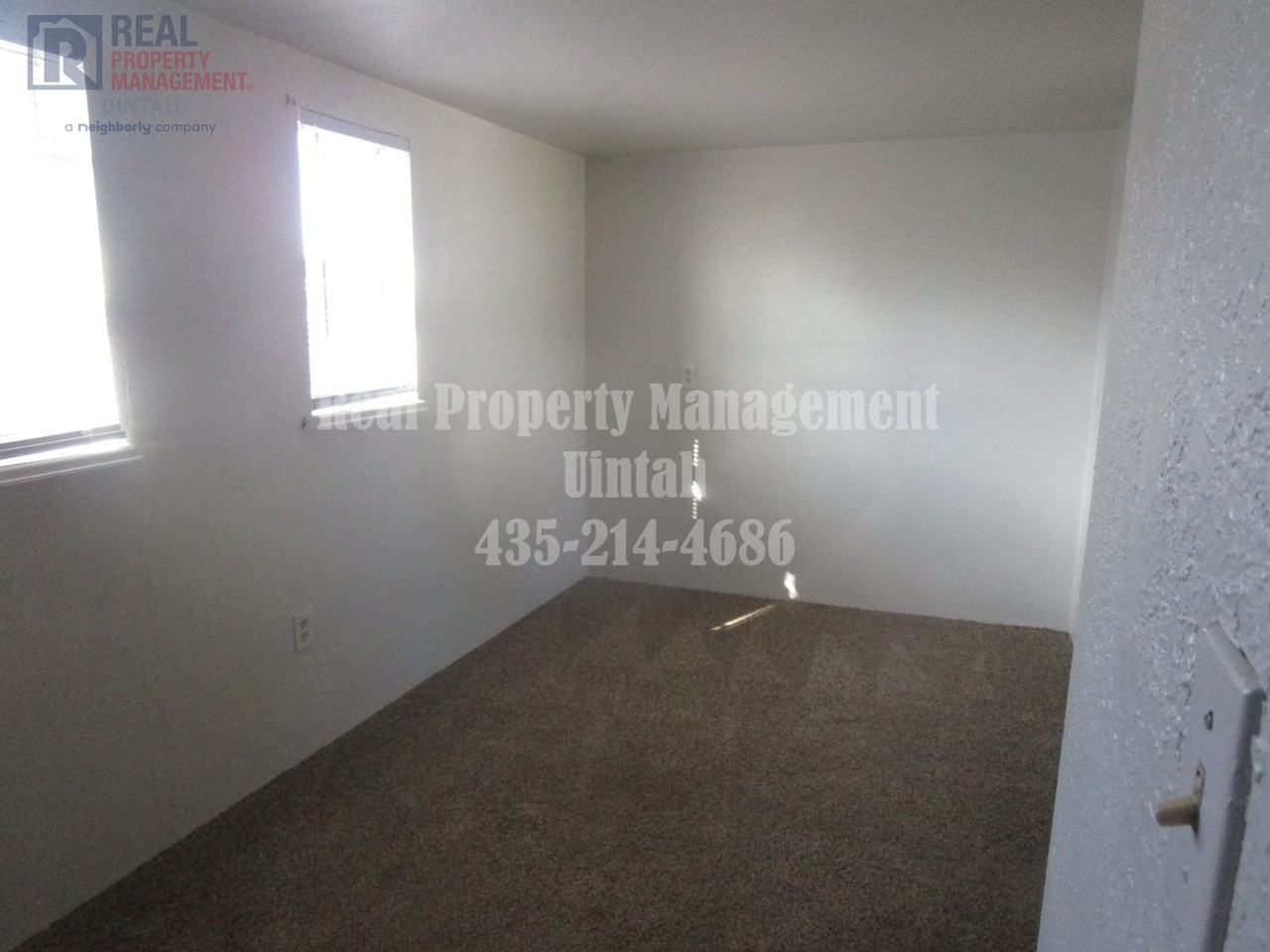 85 N 300 E - Photo 5 of 10