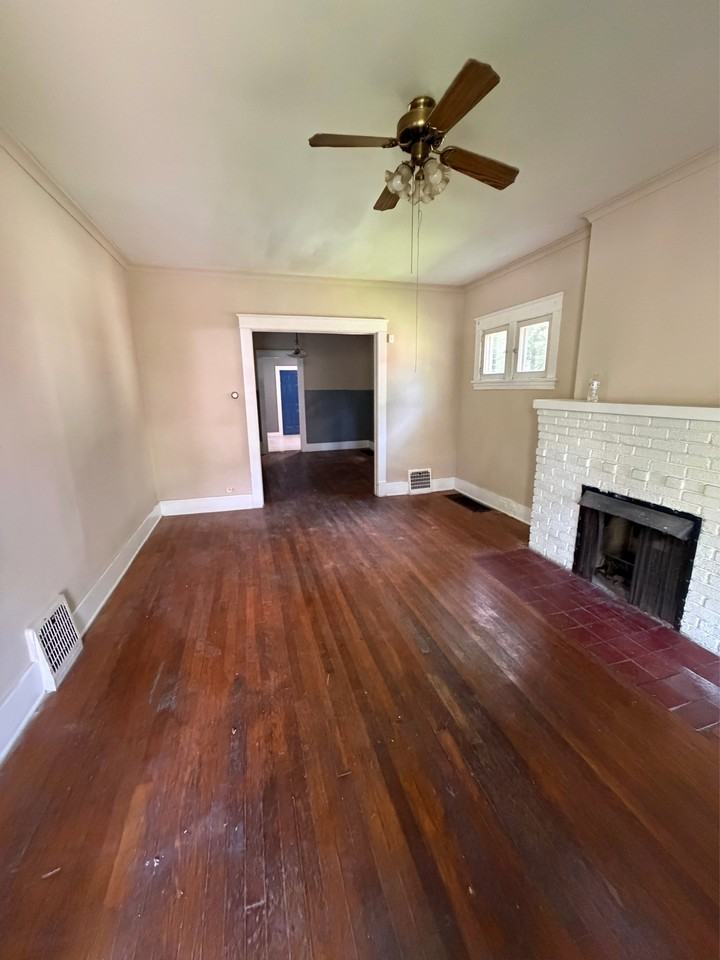 1448 Ohio Ave #1 - Photo 2 of 8