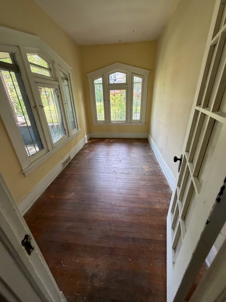 1448 Ohio Ave #1 - Photo 3 of 8