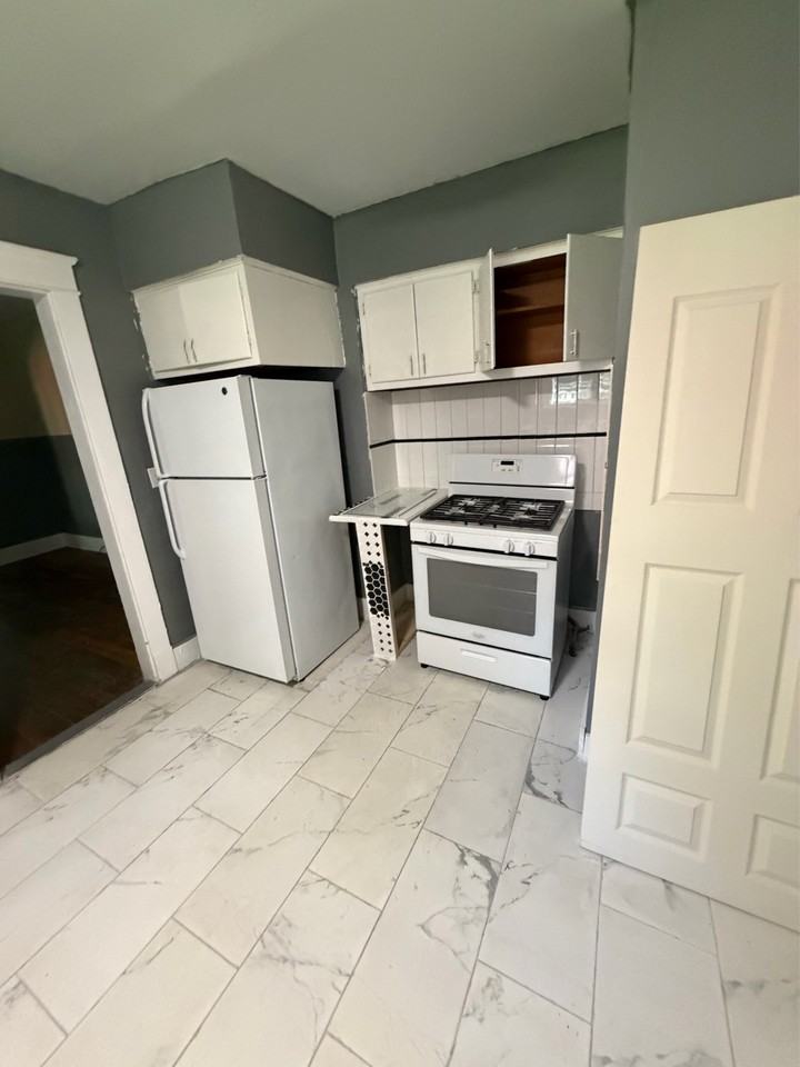 1448 Ohio Ave #1 - Photo 5 of 8
