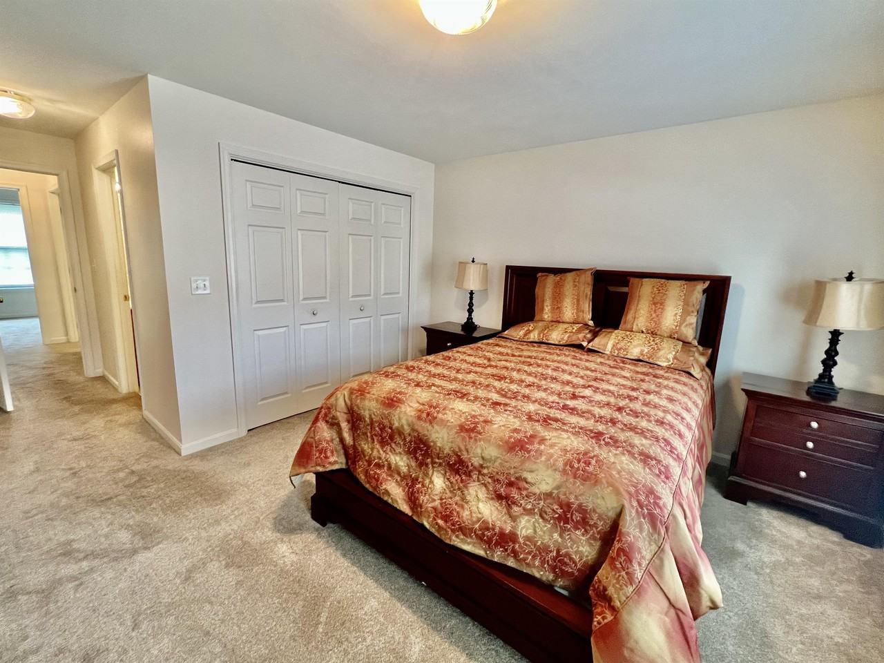 136 Hiddenwood Dr #1 - Photo 4 of 11
