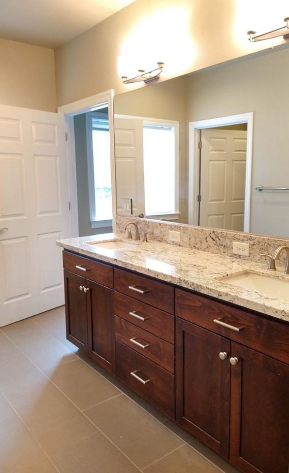 1377 Browning St #B - Photo 7 of 17