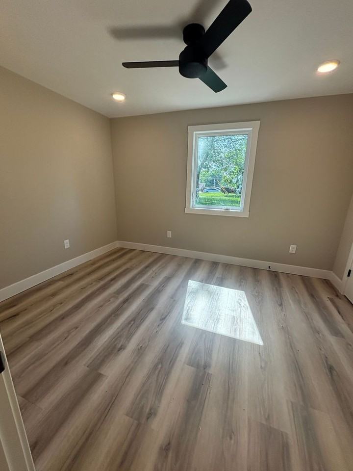 Sycamore Apartments - Photo 7 of 11