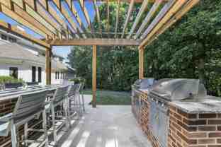 8500 Summit View Rd - Photo 1 of 1