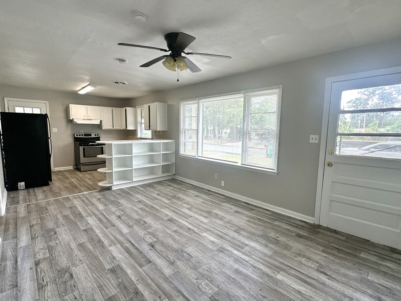 825 Bethune Dr #1 - Photo 3 of 21