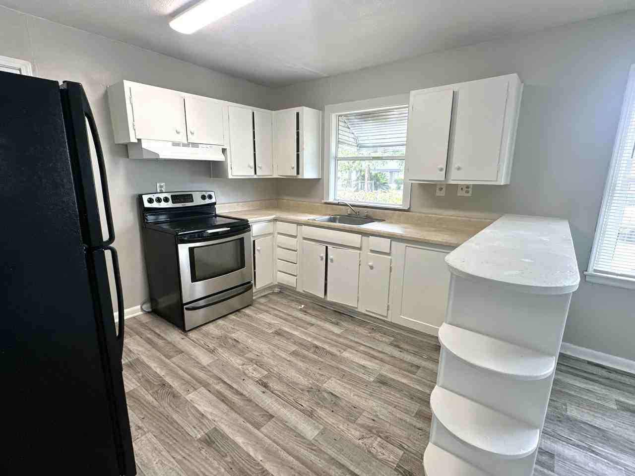 825 Bethune Dr #1 - Photo 4 of 21
