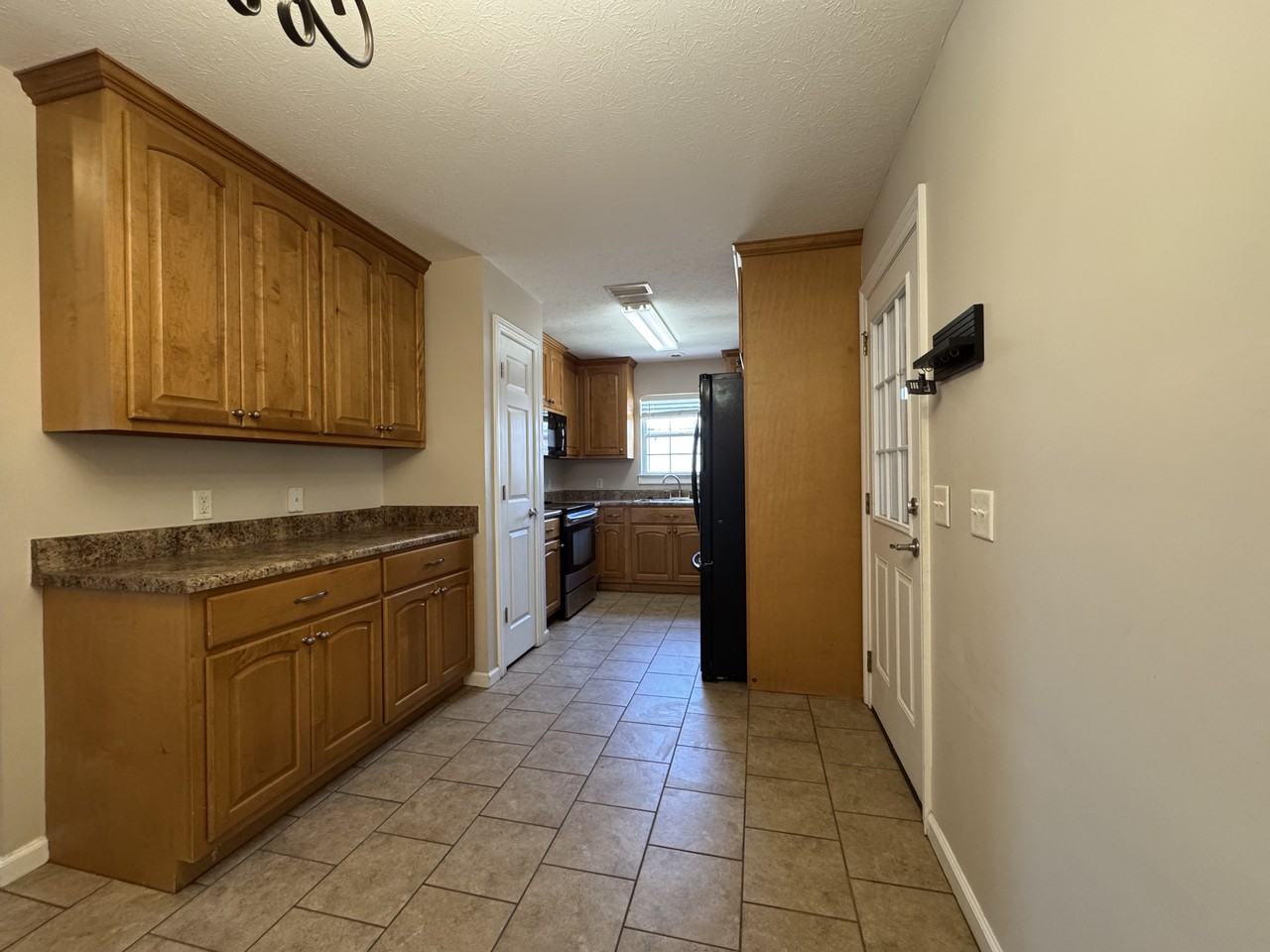 3545 Brentwood Pl #1 - Photo 3 of 21