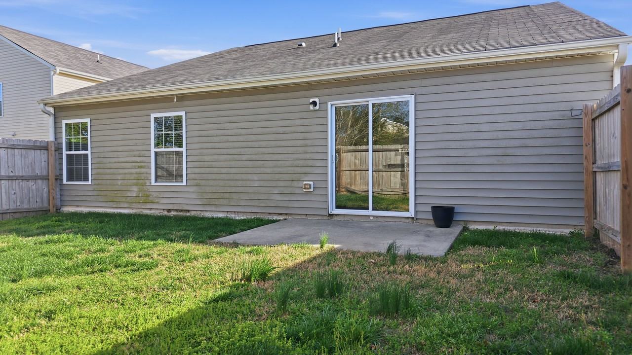 3916 Sabre Ln #1 - Photo 7 of 36