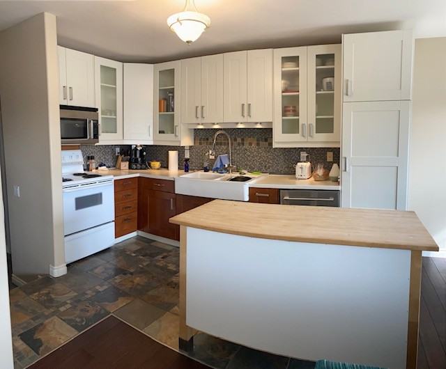 615 Kenderdine Rd #242 - Photo 5 of 21