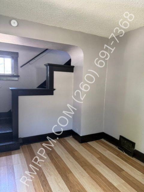 1114 Colerick St #1 - Photo 6 of 34